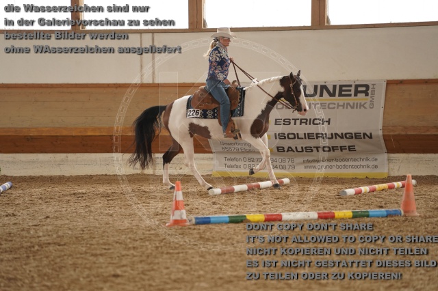 s_A_901833.JPG